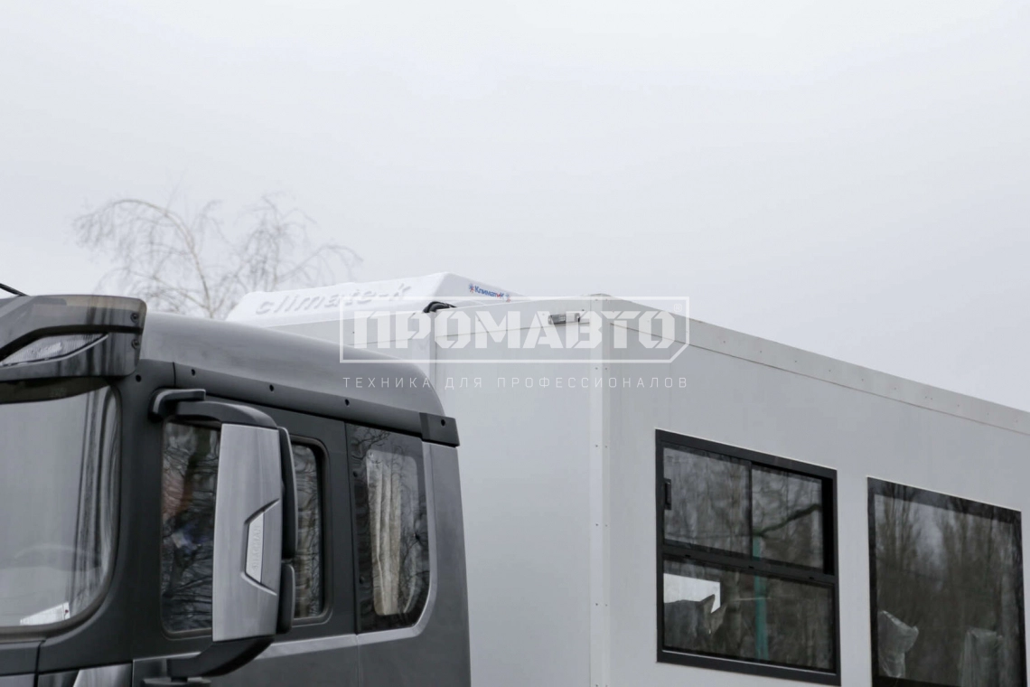 Вахтовый автобус (32+1) на базе шасси SHACMAN X3000 6