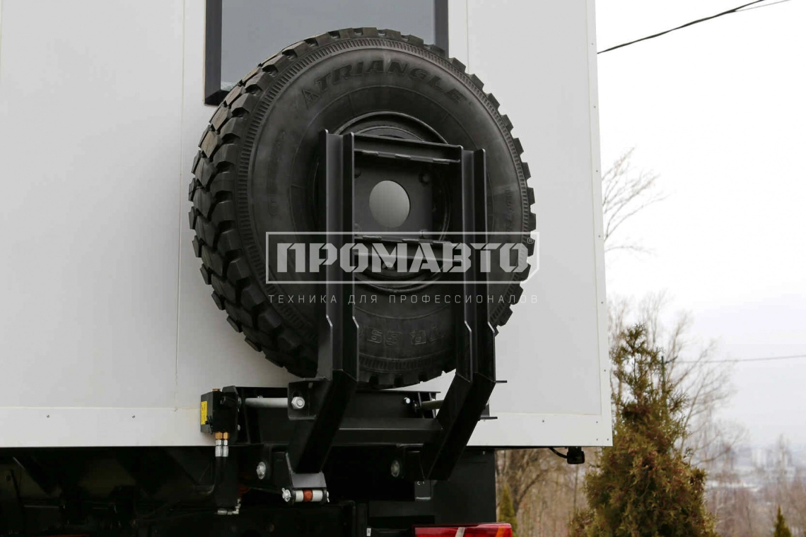 Вахтовый автобус (32+1) на базе шасси SHACMAN X3000 7