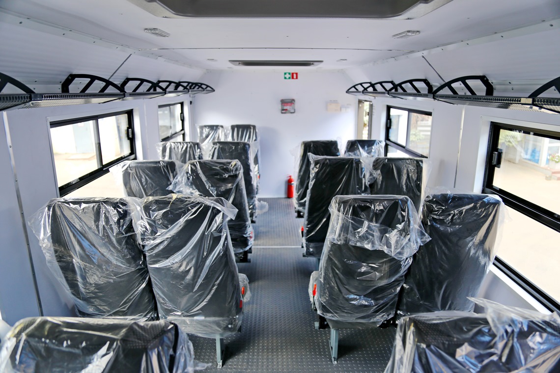 Вахтовый автобус (20+2) на базе шасси КАМАЗ 43118 8