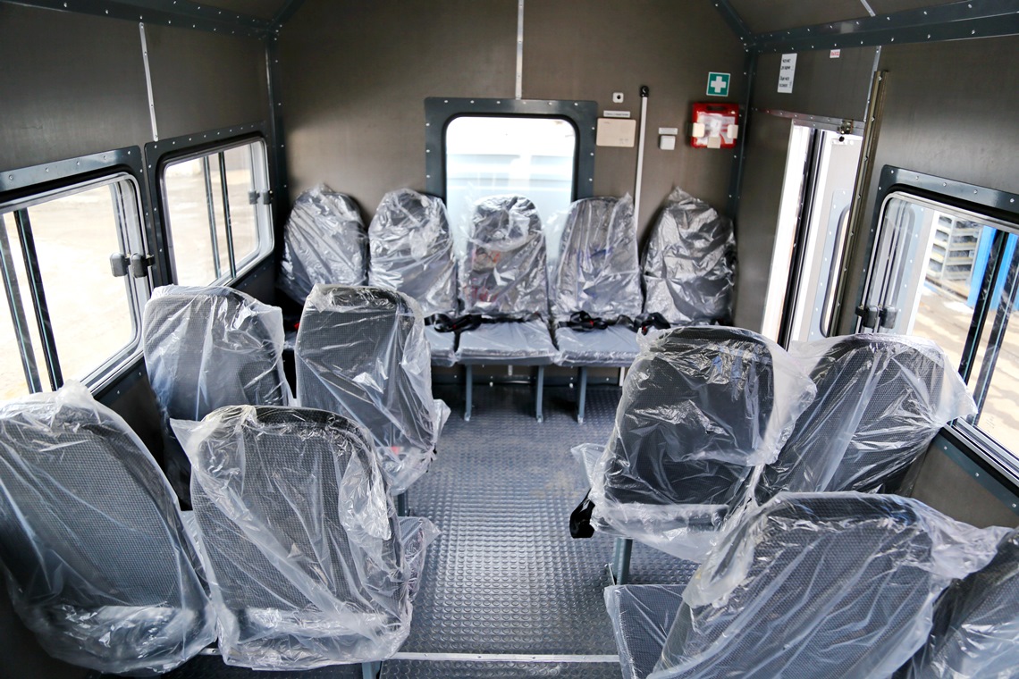 Вахтовый автобус (20+2) на базе шасси ГАЗ С41А23 7