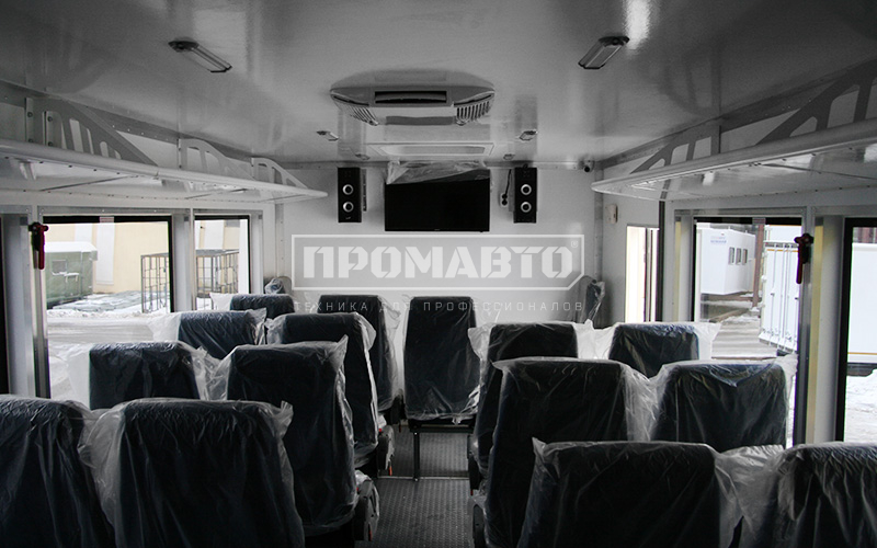 Вахтовый автобус на базе шасси КАМАЗ 43118 3