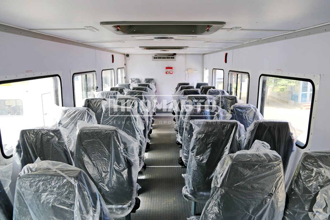 Вахтовый автобус (36+2) на базе шасси КАМАЗ 43118 7