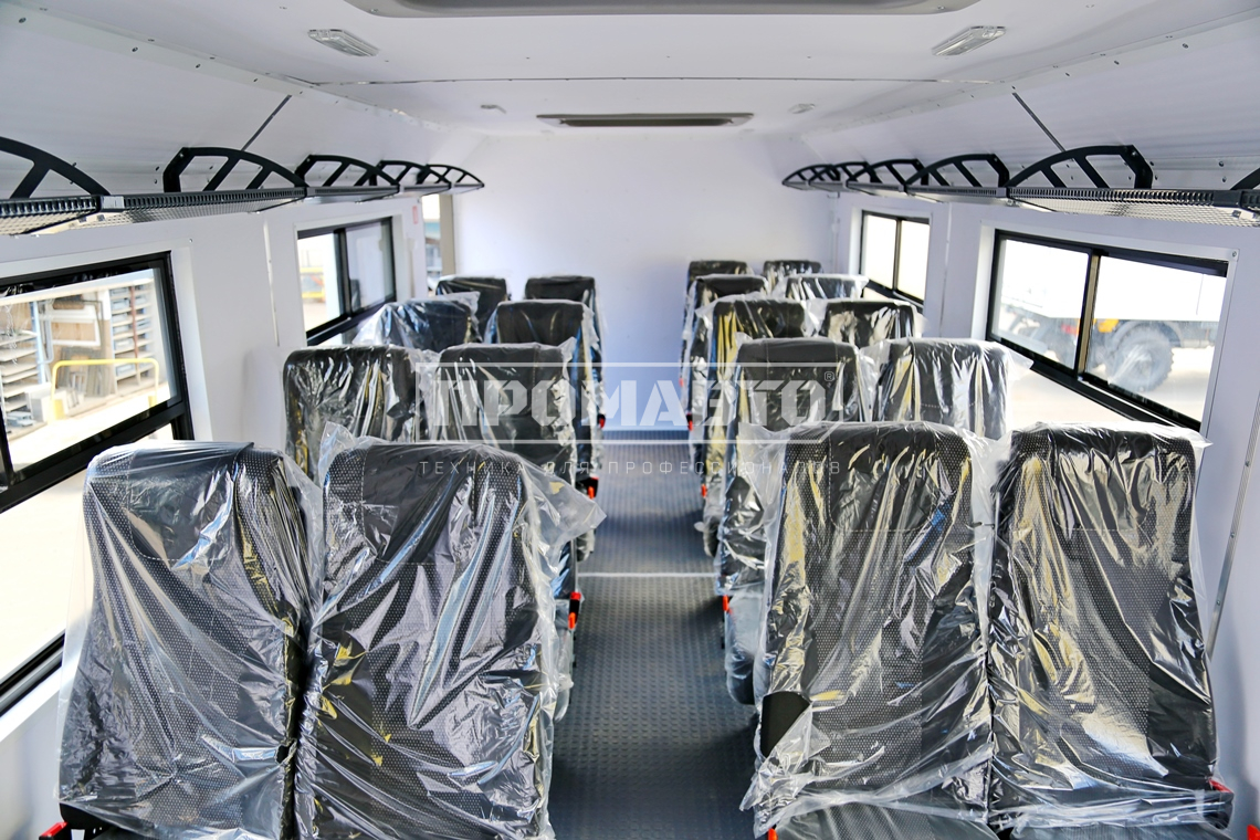 Вахтовый автобус (20+2) на базе шасси КАМАЗ 43118 7